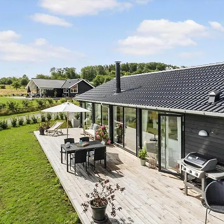 6813-allinge-aeblebakken-5